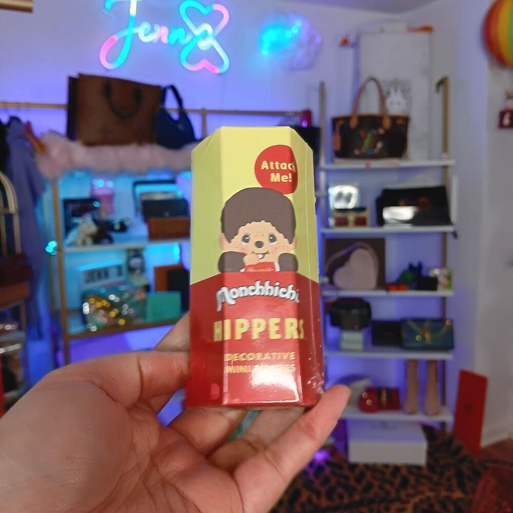 New in Box Monchhichi Hipper Blind Box